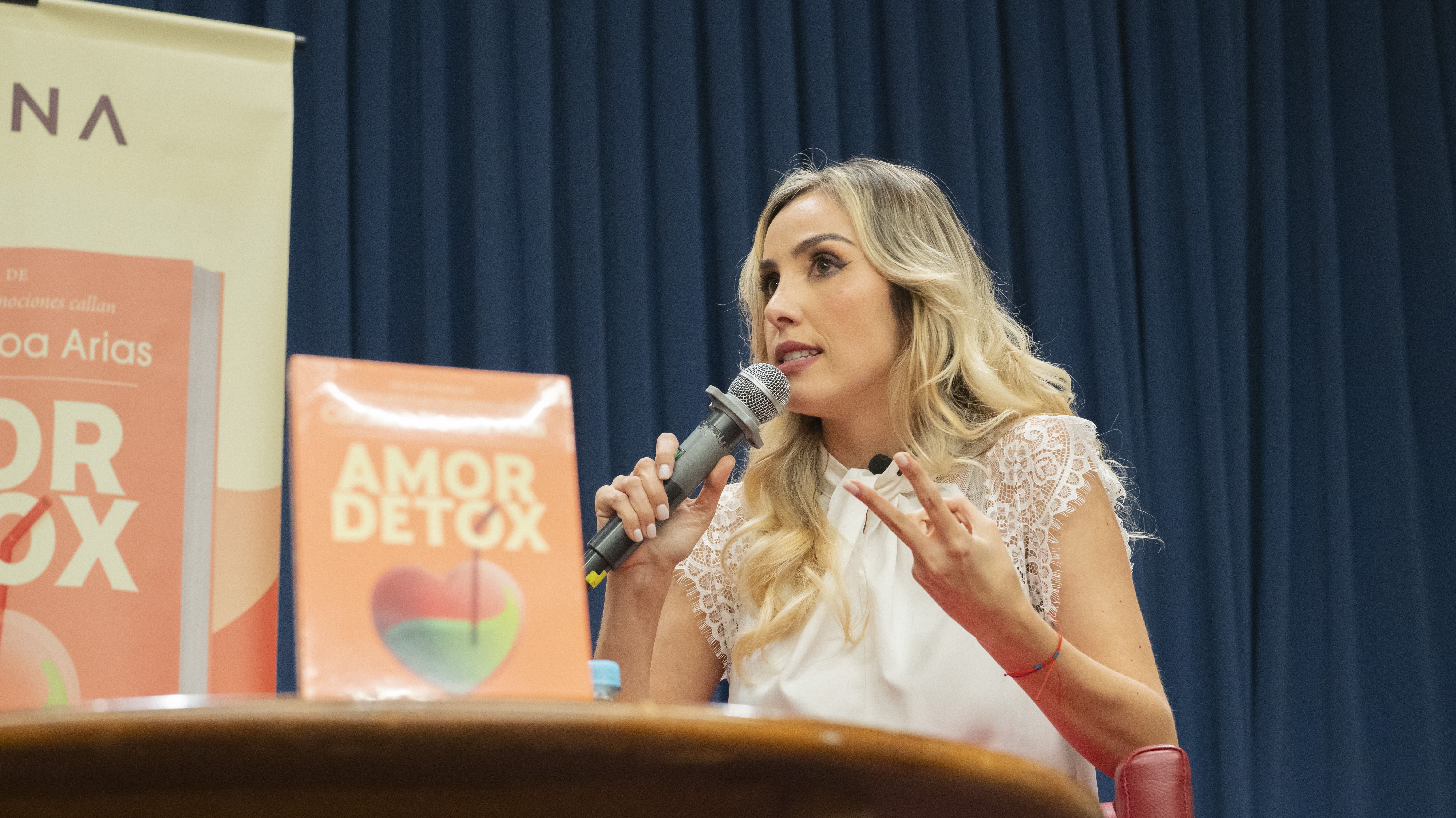 Conferencia Carolina Novoa